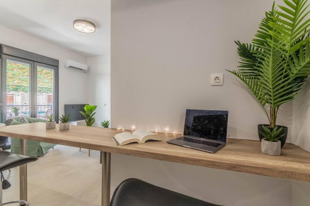 Apartamento Garden Of Eden In Koukaki Atenas Exterior foto