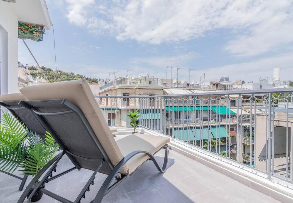 Apartamento Garden Of Eden In Koukaki Atenas Exterior foto